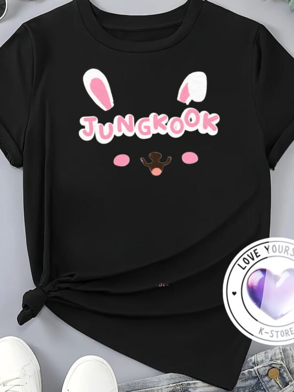 Polera Negra Jung Kook Conejo rosa
