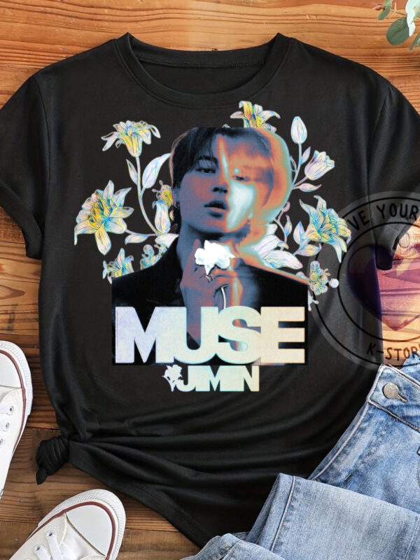 POLERA JIMIN NEGRA JIMIN MUSE