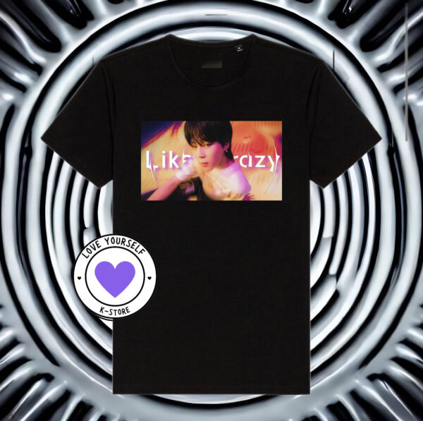 POLERA NEGRA LIKE CRAZY CUADRO