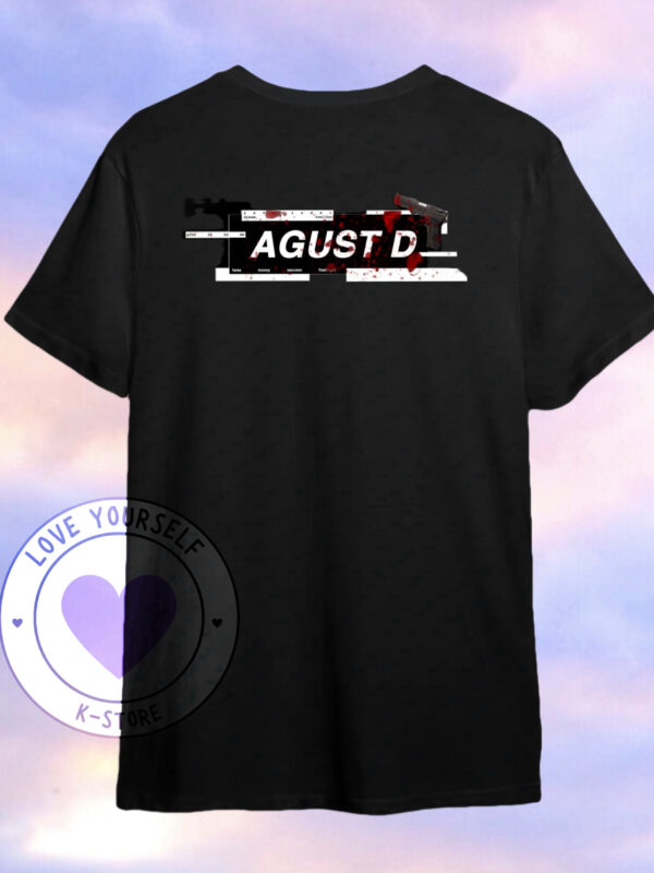 SUGA AGUSD PALABRAS POLERA NEGRA