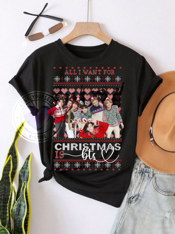 BTS NAVIDEÑO POLERA NEGRA