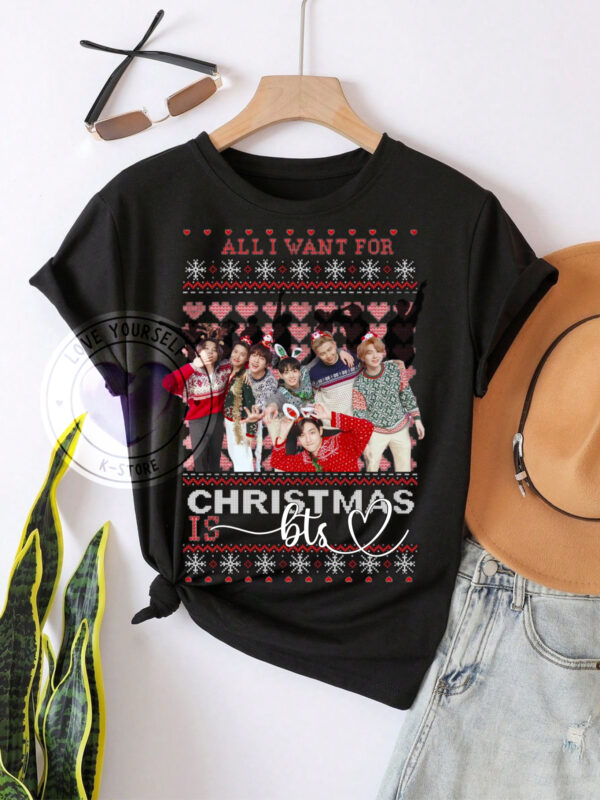 BTS NAVIDEÑO POLERA NEGRA
