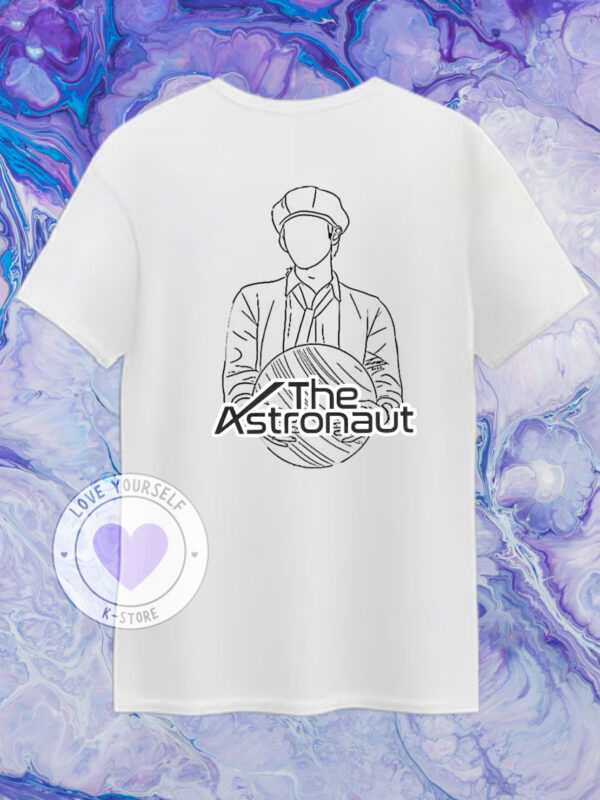 JIN CONTORNO ASTRONAUT POLERA BLANCA
