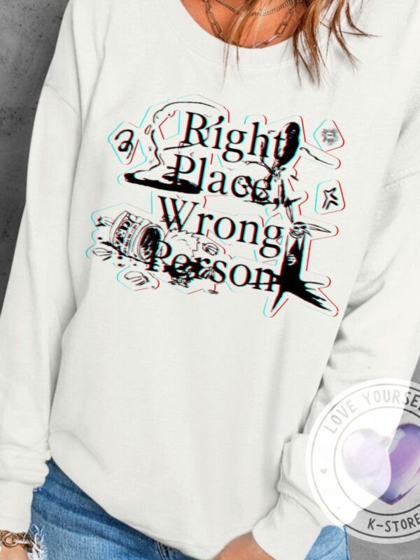 RM RIGTH PLACE PALABRAS POLERA MANGA LARGA BLANCA