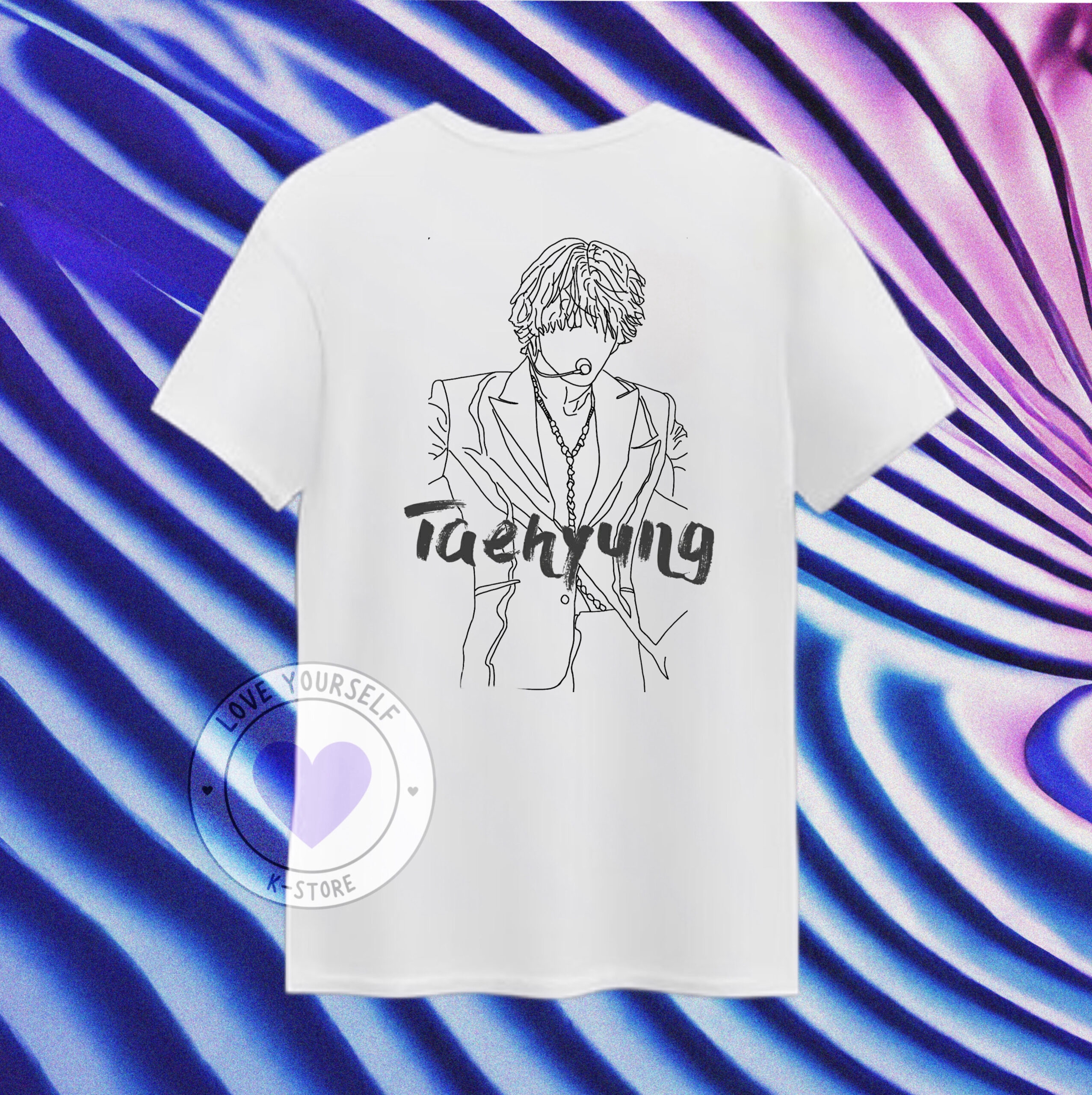 V TAEHYUNG SILUETA POLERA BLANCA