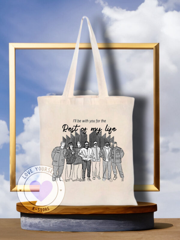 TOTE BAG BTS EJERCITO CARICUTARURAS BEIGE