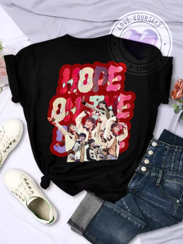 POLERA JH NEGRA LETRAS Y JH